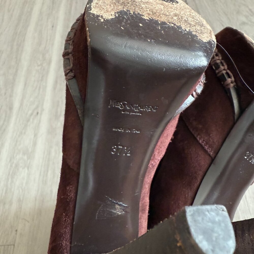 Yves Saint Laurent YSL Brown Suede Platform Boots
Size: 37.5 - Picture 5 of 7